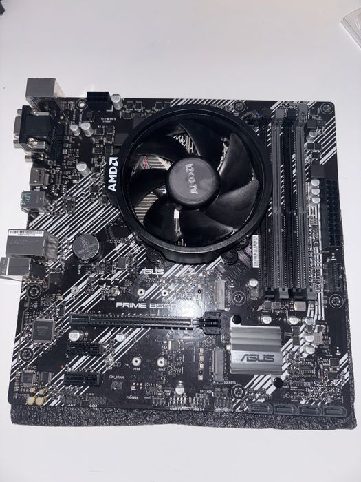 Kit placa de baza B550M-K + Ryzen 5 5500