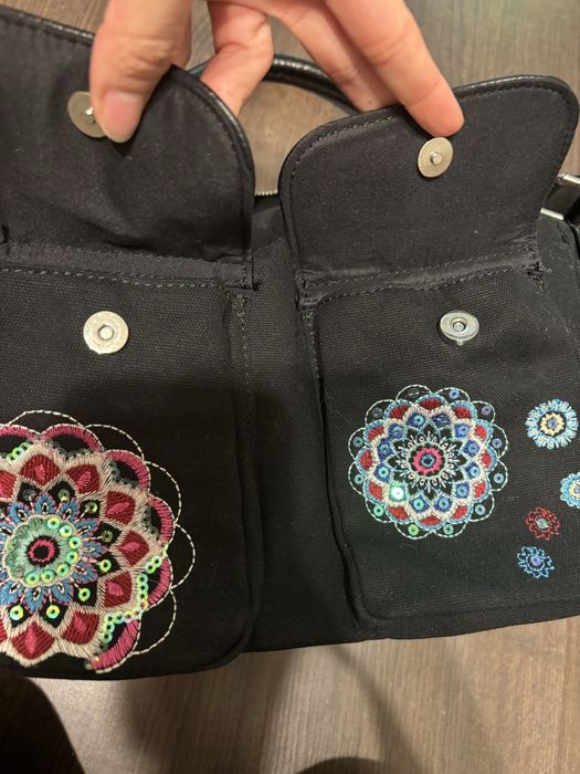 Чанта на Desigual