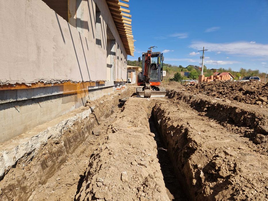 inchiriez excavator / buldoexcavator