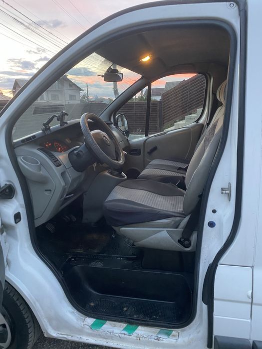 Opel vivaro 6 locuri