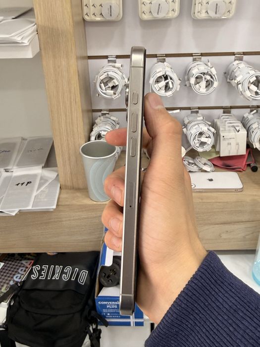 iPhone 16 Pro Max Natural