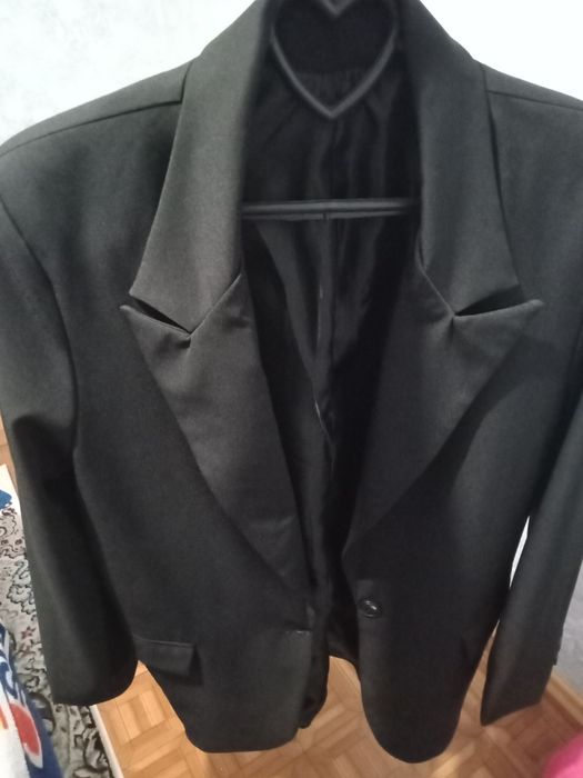 Продам пиджак женский
