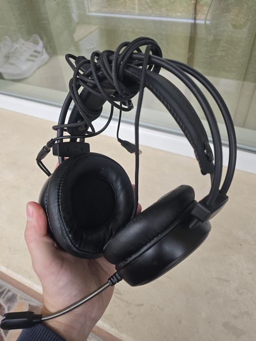 Genesis Neon 613 RGB BLACK NSG-2092