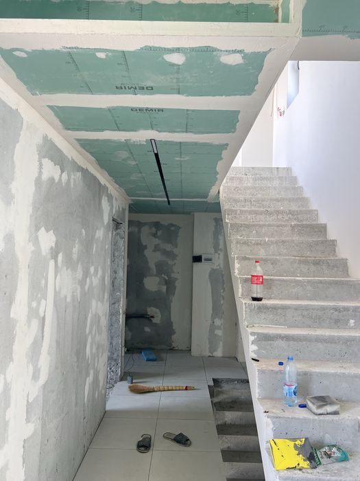 Remont pod klyuch malyarka kraska oboi