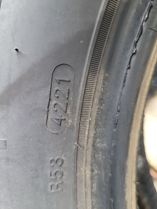 2бр 225/55/16гумите са като нови