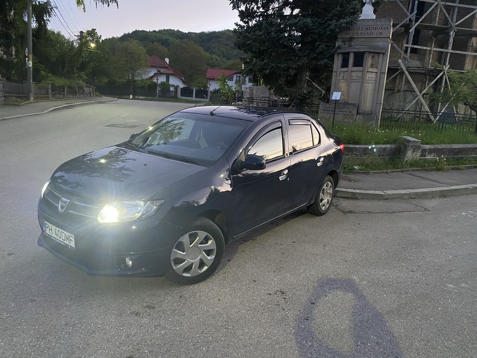Vand logan.. an 2015 pentru mai multe detalii la tel
