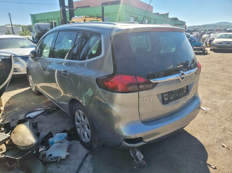 Rampa injectoare 1.6 cdti b16dth 55570022 Opel Zafira C [2012 - 2016]