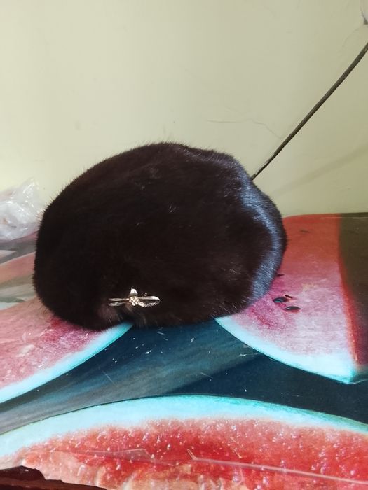 Продаю норковую шапку