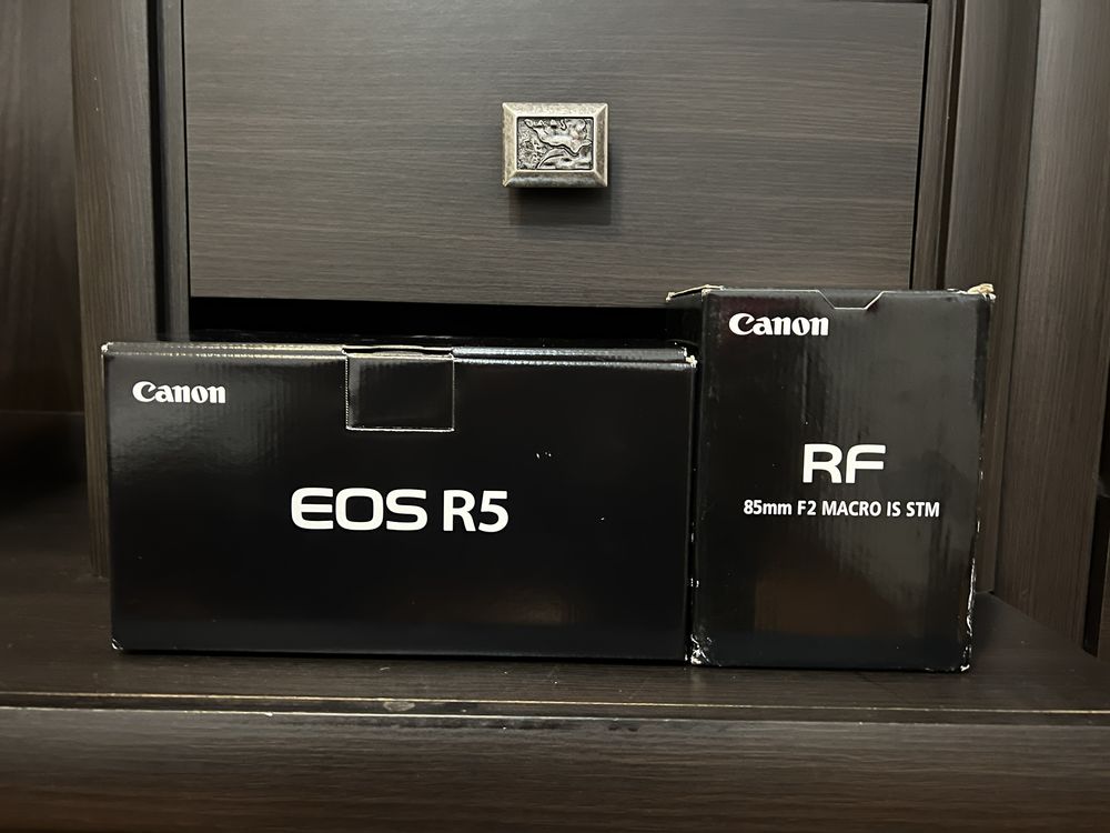 Canon R5 body - aproape nou!