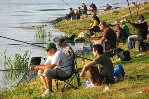 Teren intravilan zona cu competitii pescaresti a Baltii Cercani Greaca