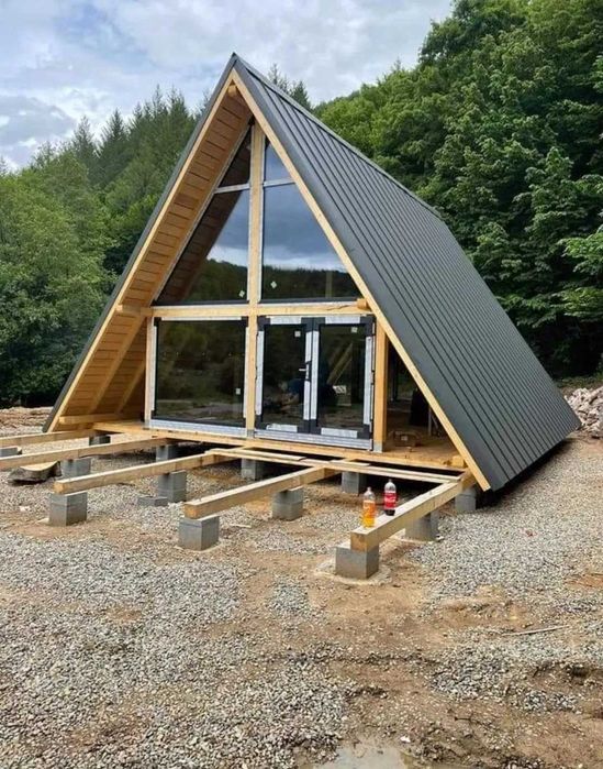 Cabane tip A, case pe structura metalica, pret avantajos