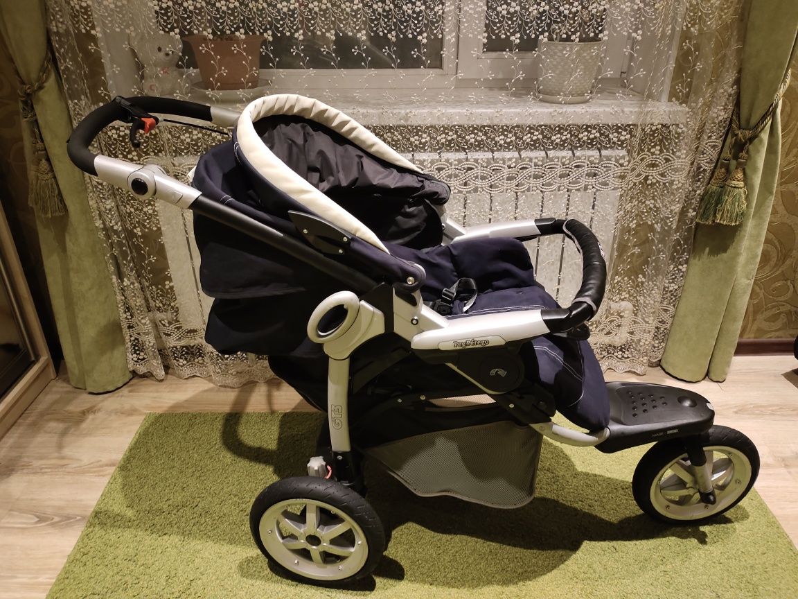 Продам итальянскую коляску Peg- Perego GT3