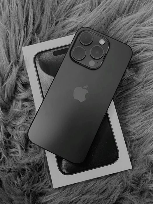 iPhone 15 Pro Black Titanium, 256GB, Неразличим от нов