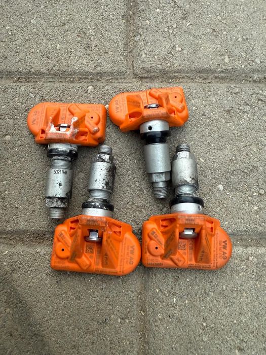 Senzori presiune vw passat b8 originali 2022