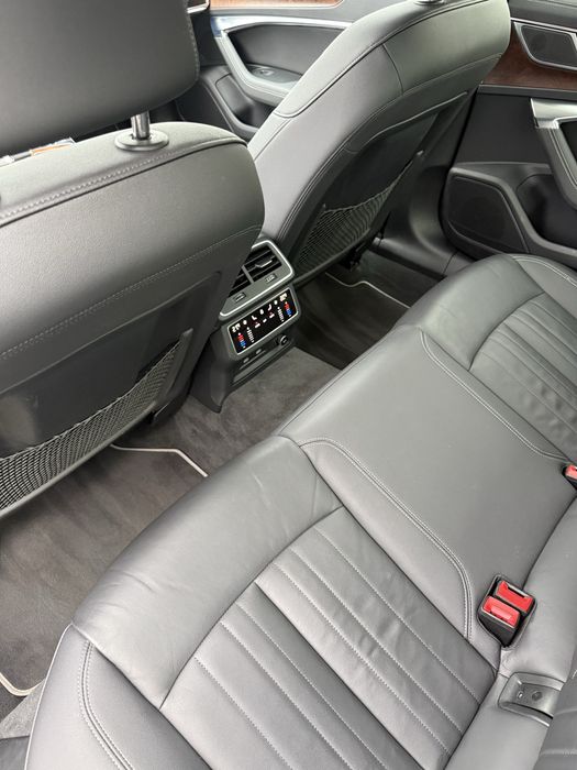 Audi A6 - 2022- 204Cp