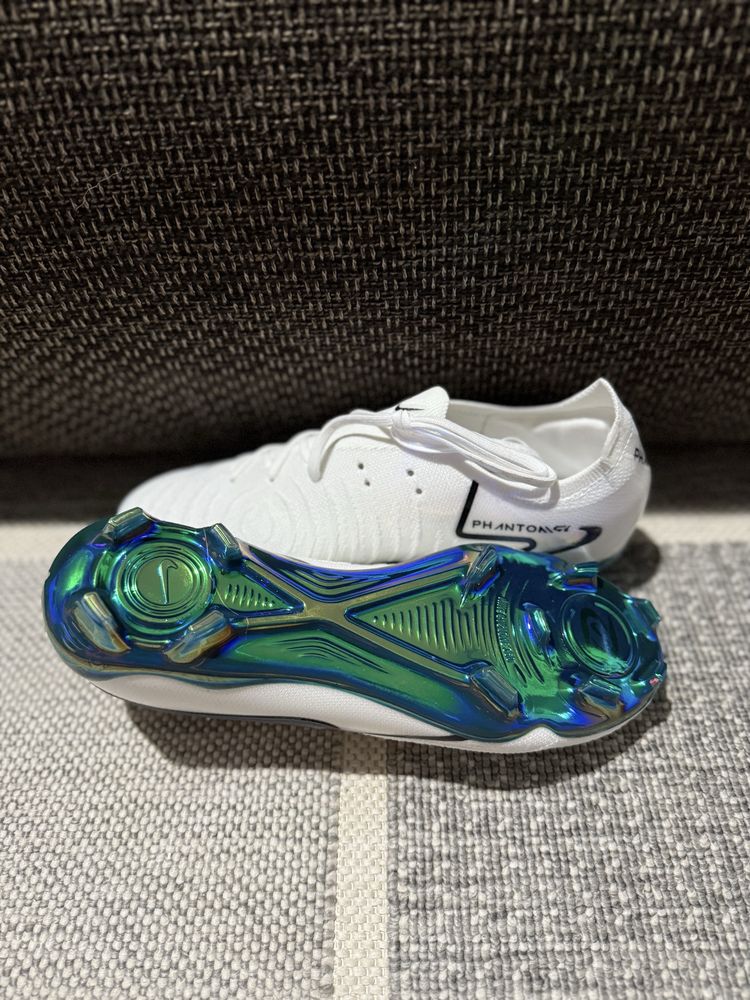 Ghete fotbal Nike Phantom marimea 43 si 44
