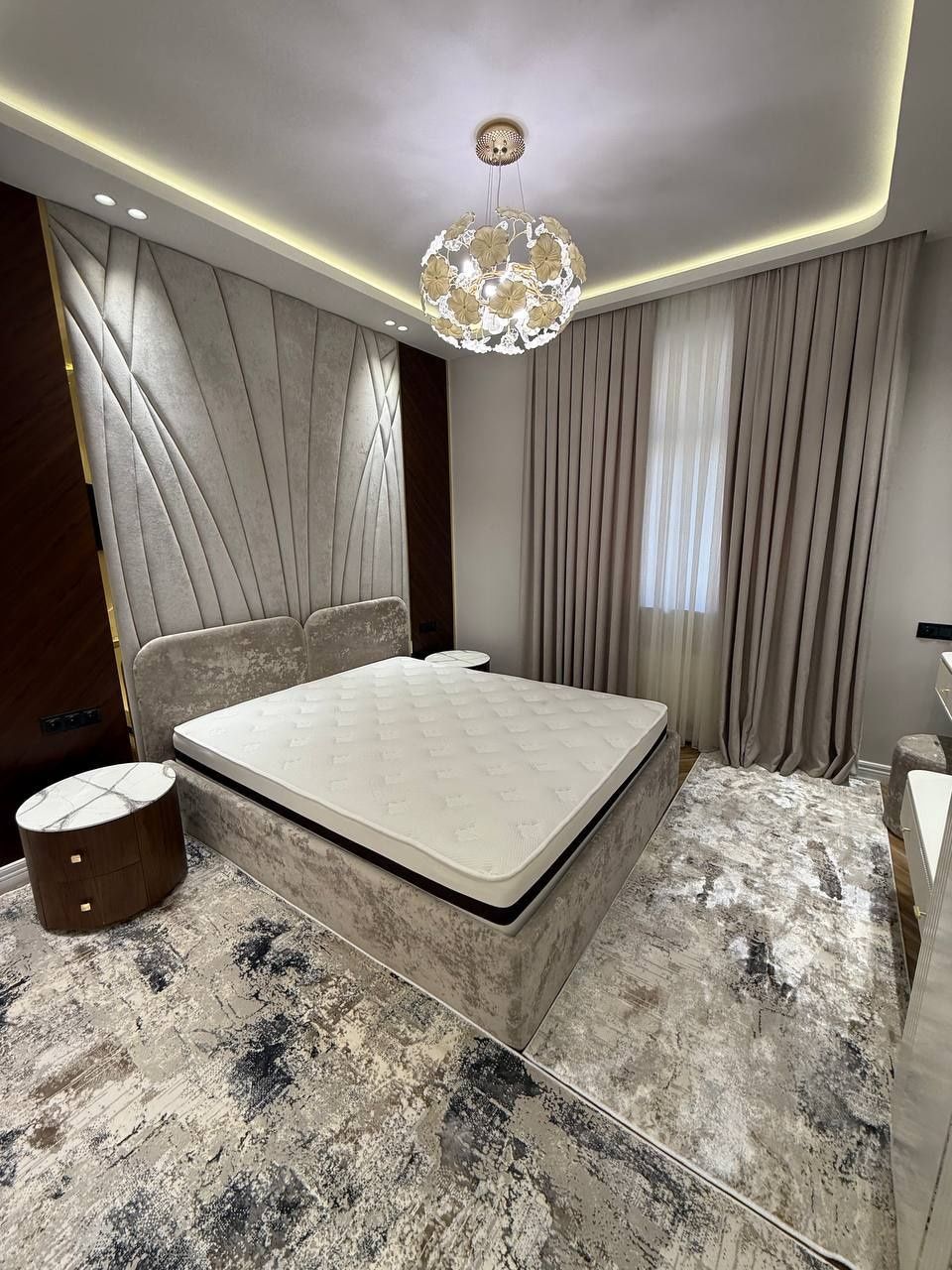 Элитный комплекс Парисьен Golden House, новая квартира в аренду