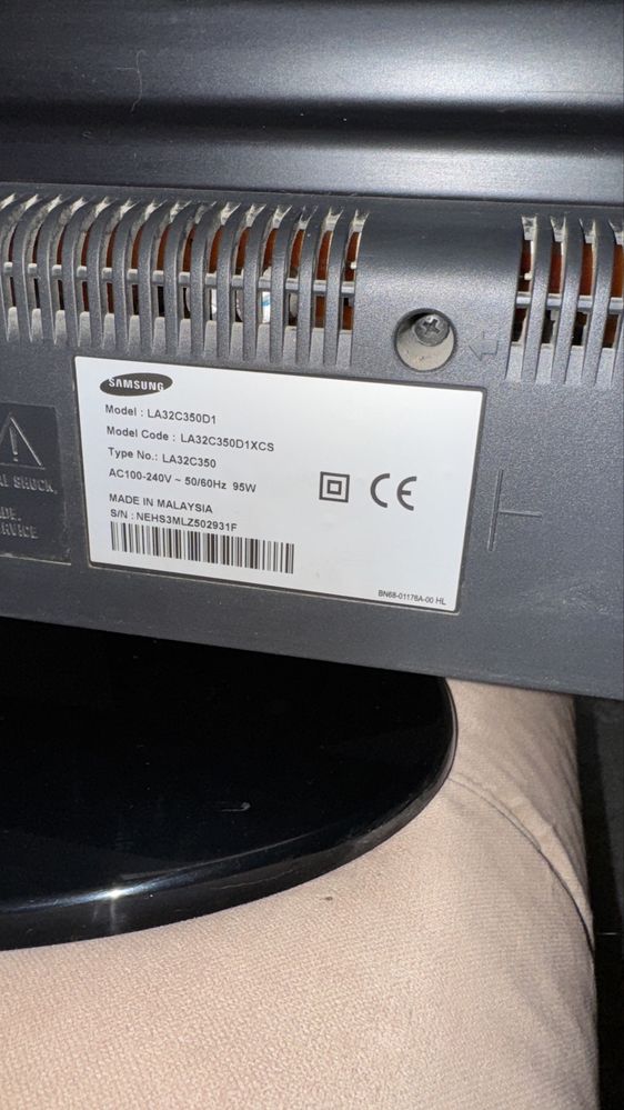 Продам телевизон Samsung 32 дюйма