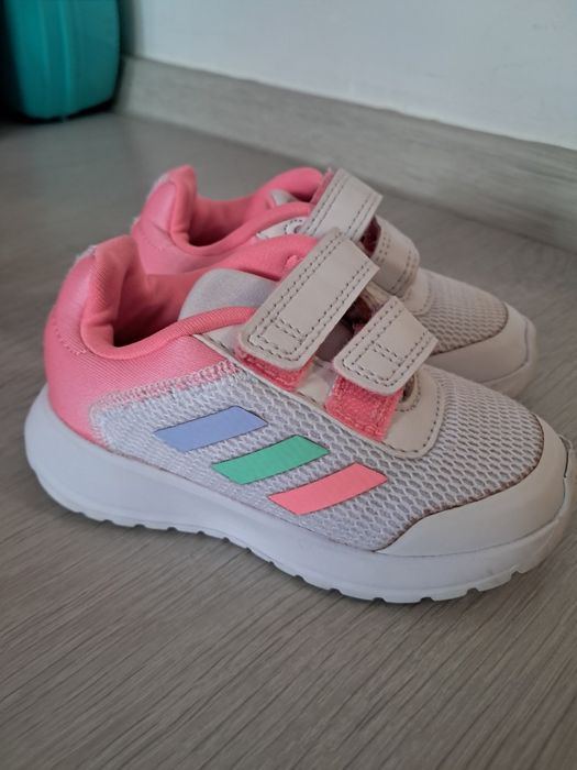 Adidași +sandale