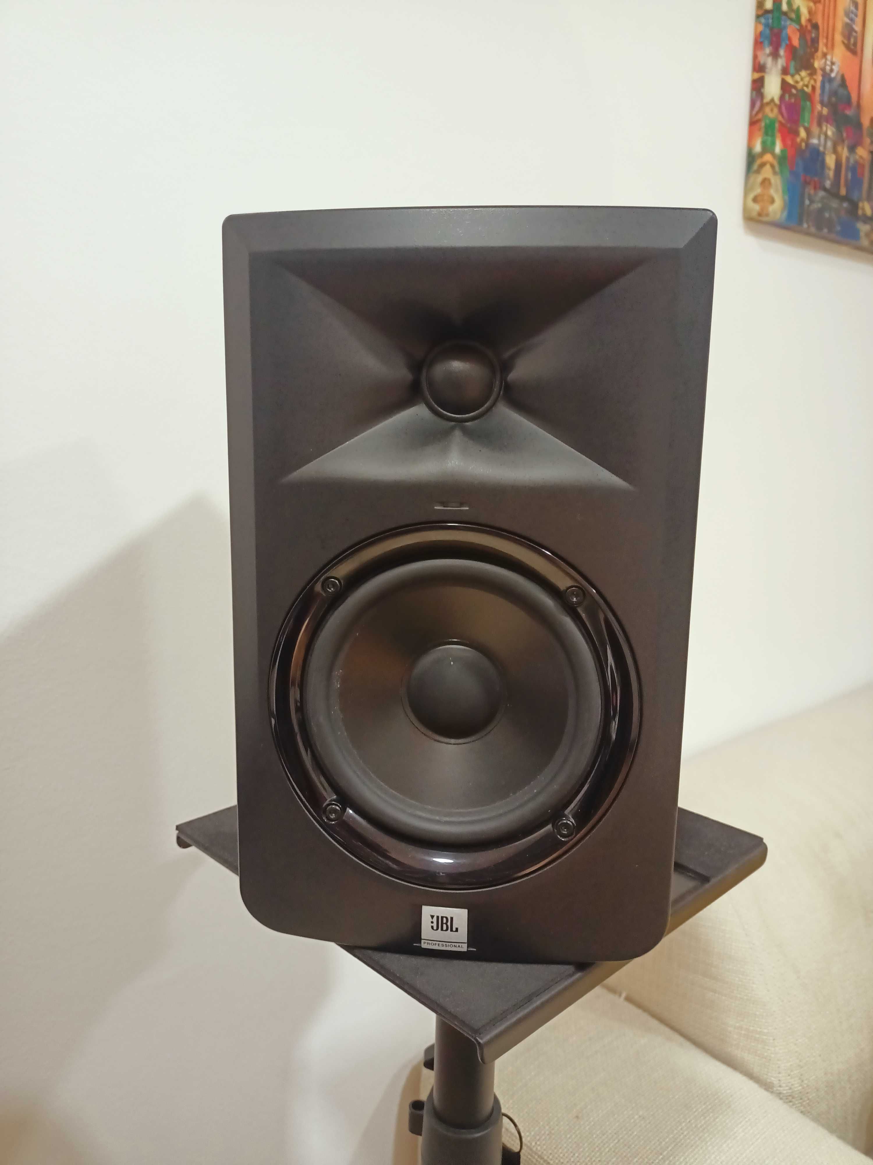 Studio boxe/ studio monitor JBL LSR 305