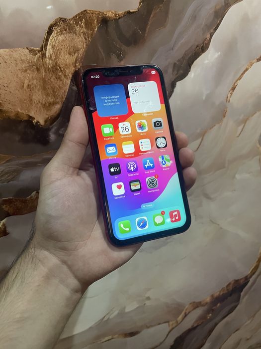 Продам телефон Айфон XR 64Gb
