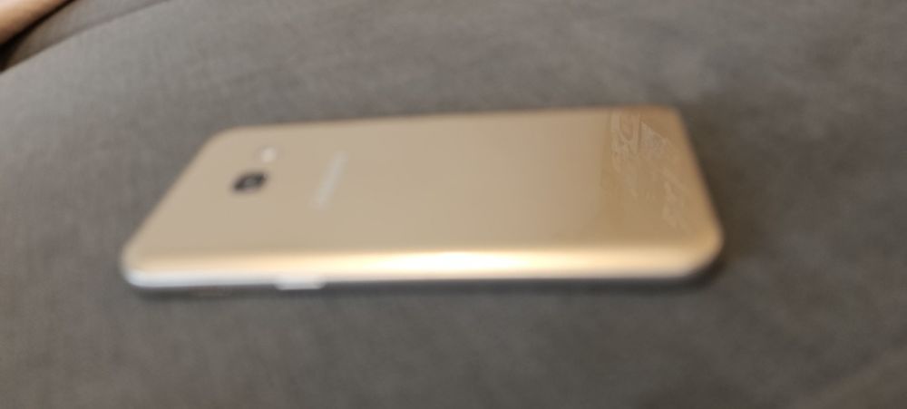 Samsung Galaxy A3 Gold