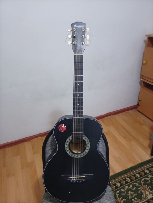 Гитара сатам 20000 мынга