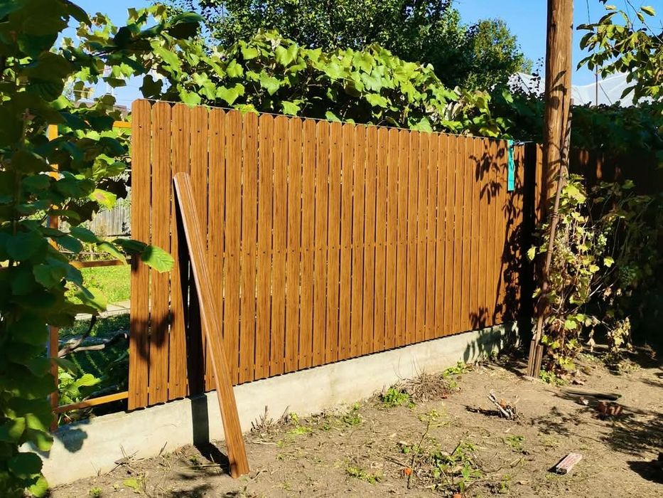 Garduri și porți metalice