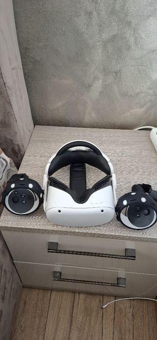 VR Oculus quest 2 stare foarte bună ca nou schimb