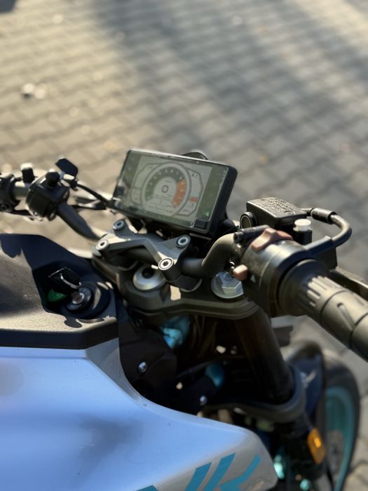 De vanzare Cf Moto 300 Nk ( nu yamaha kawasaki)