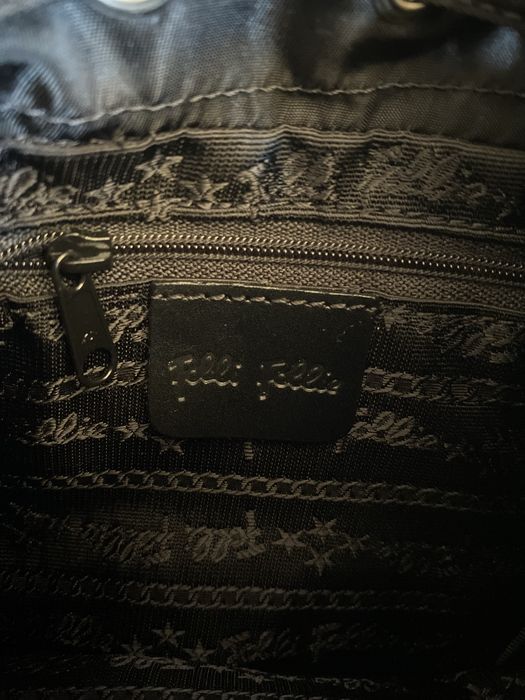 Дамски черна чанта