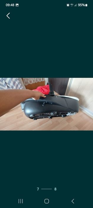 Landou Chicco căruț bebe roșu