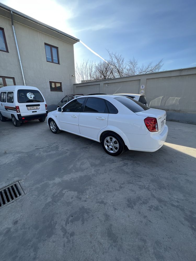 Lacetti Jentra qilingan 2013 1,6 mator gazlar bor umuman iw yoq jovob