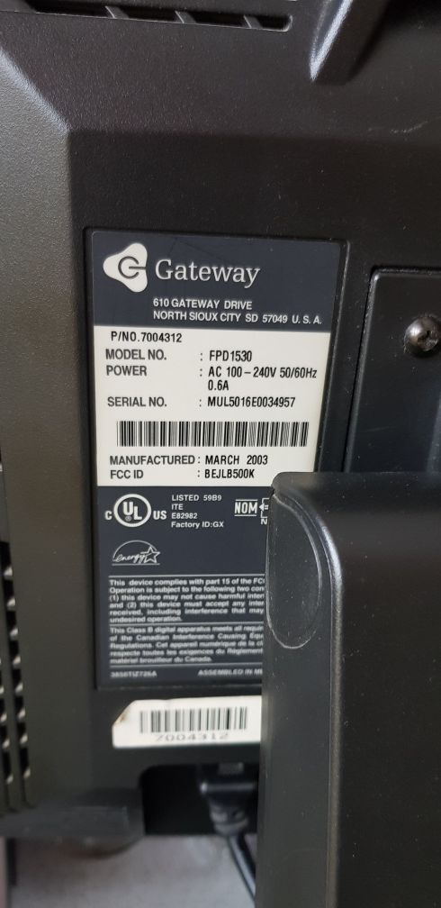 Монитор Gateway FDP1530 LCD 15"
