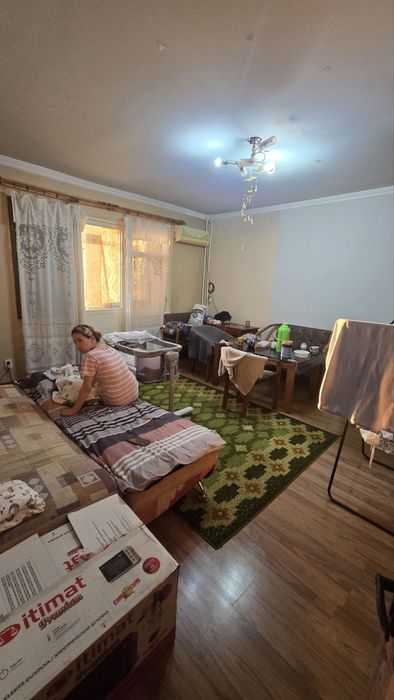 Чиланзар 18.  1 комнатная франция балкон 1.х 7