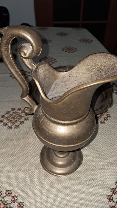 Platou si carafa din bronz masiv , 4,850 kg