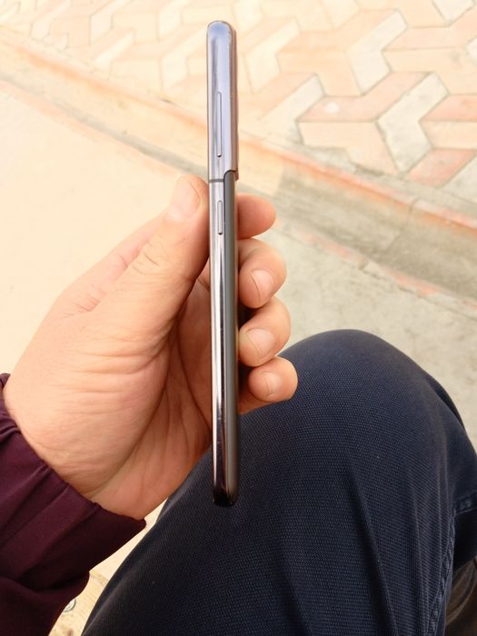 Самсунг S 21 ранги Mat blak 8+8/256гб