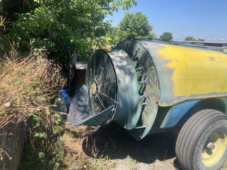 Разпродажба на овощарски инвентар