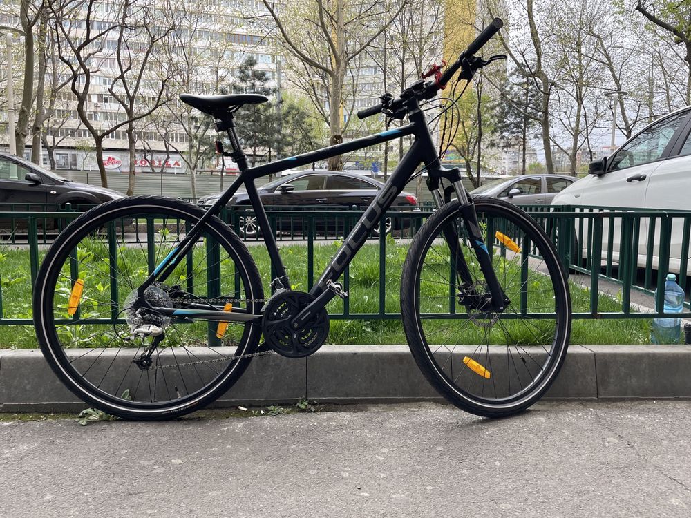 Bicicleta FOCUS Crater Lake