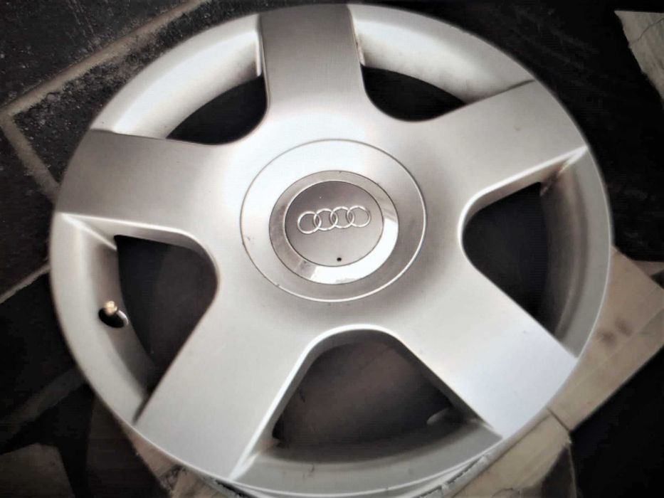 Капачки за джанти Ауди 150 мм
