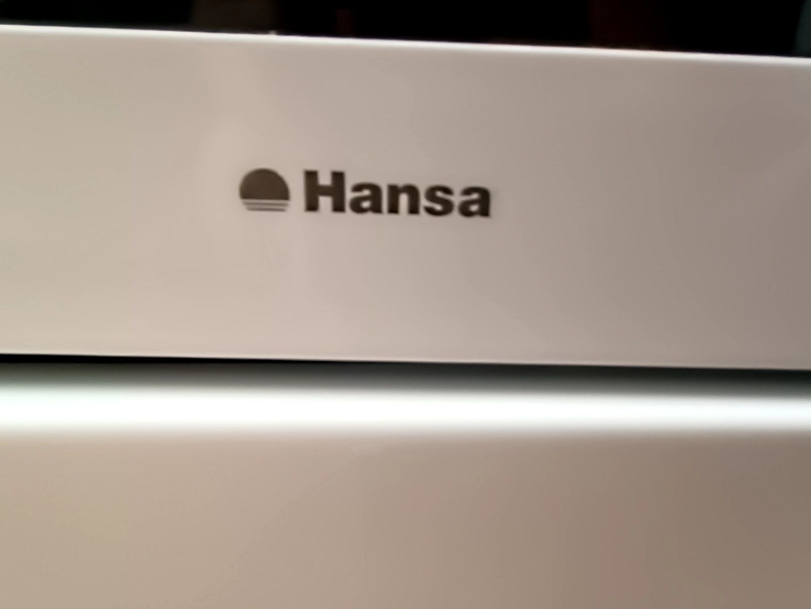 Продам плиту Hansa