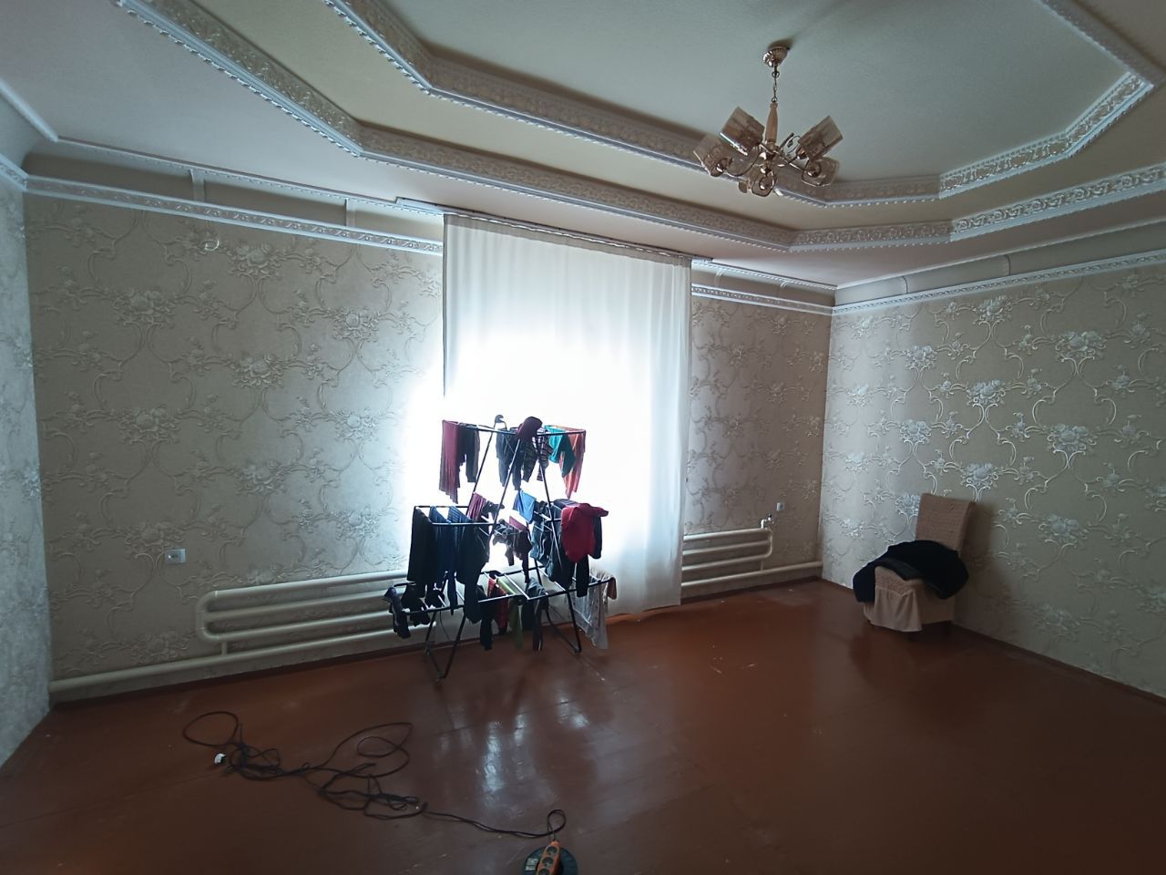 Продается Участок 8 соток с бизнесом Хостел出售8英畝土地，18個房間，9個浴室，2個廚房