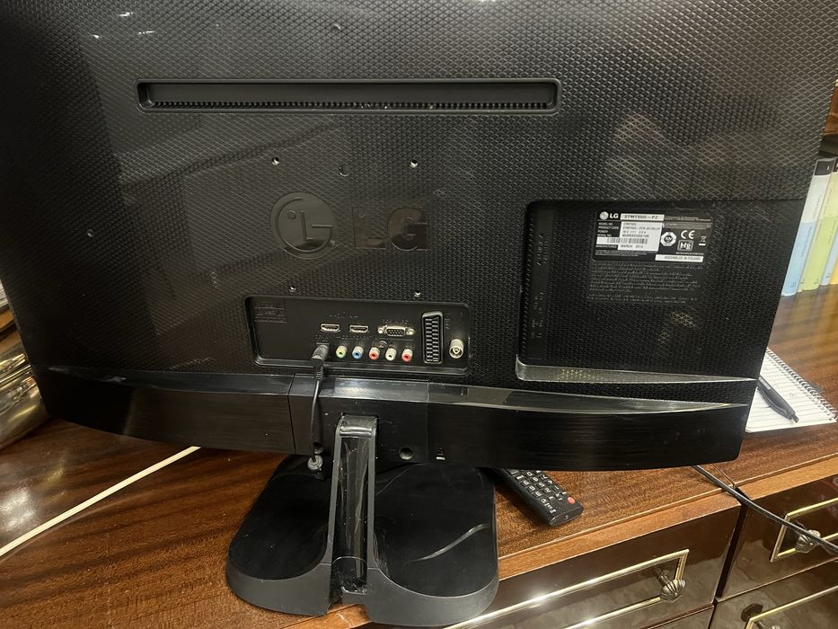 Телевизор LG 27 инча монитор