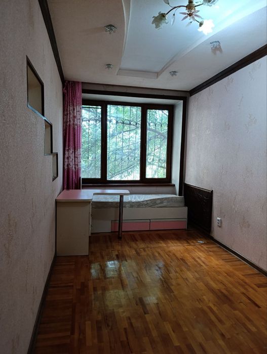 Алайский Ц-2 4х-комнатная квартира