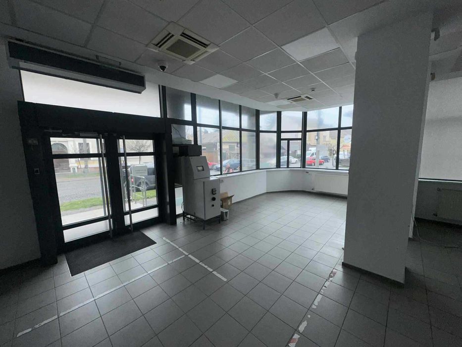 SUPER OCAZIE ÎN CAREI – Spațiu Comercial ULTRACENTRAL de Închiriat!