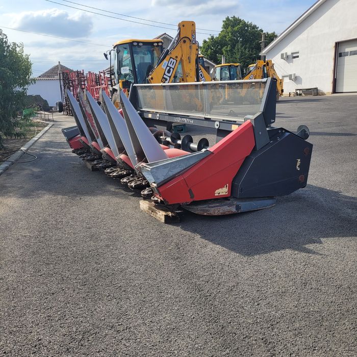 Culegator porumb Dominioni