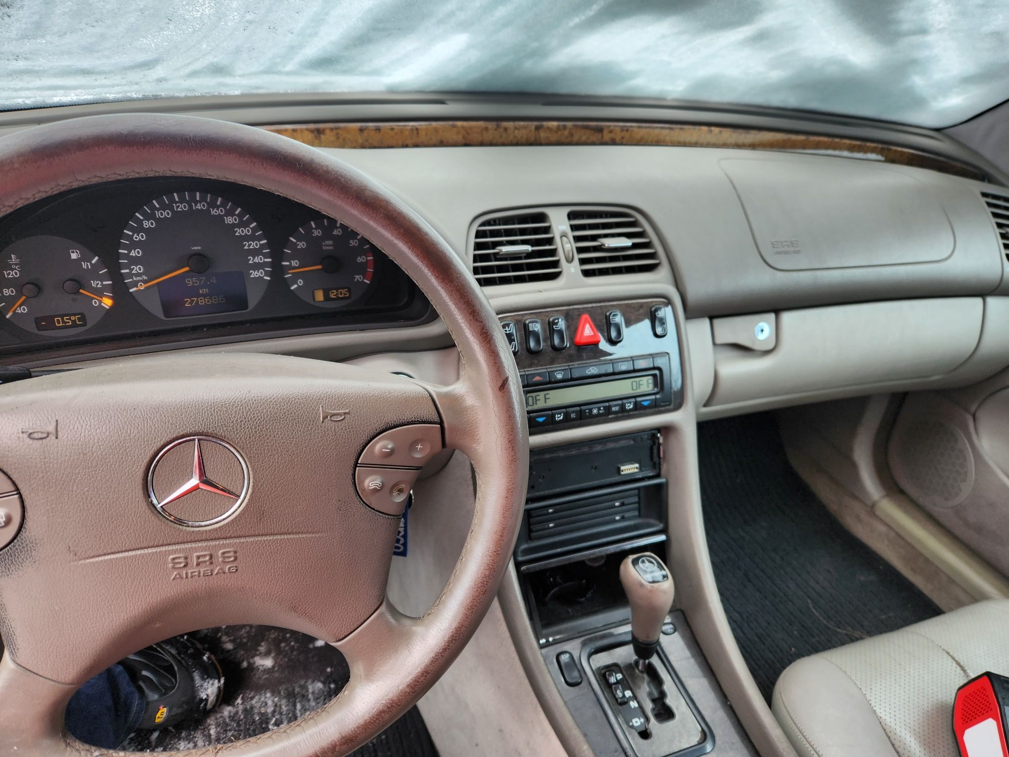 Mercedes clk 200 2001 W208 на части