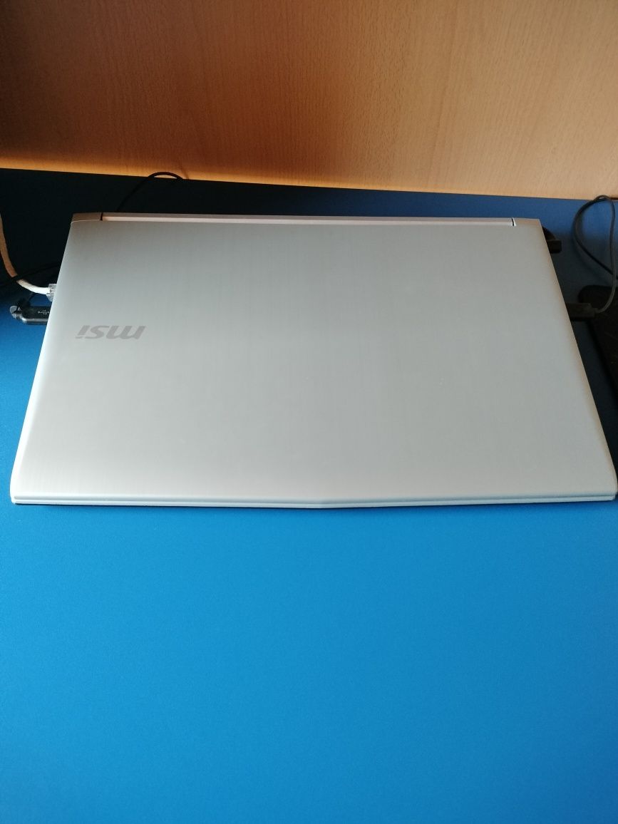 Laptop MSi PL62 7RC Prestige
