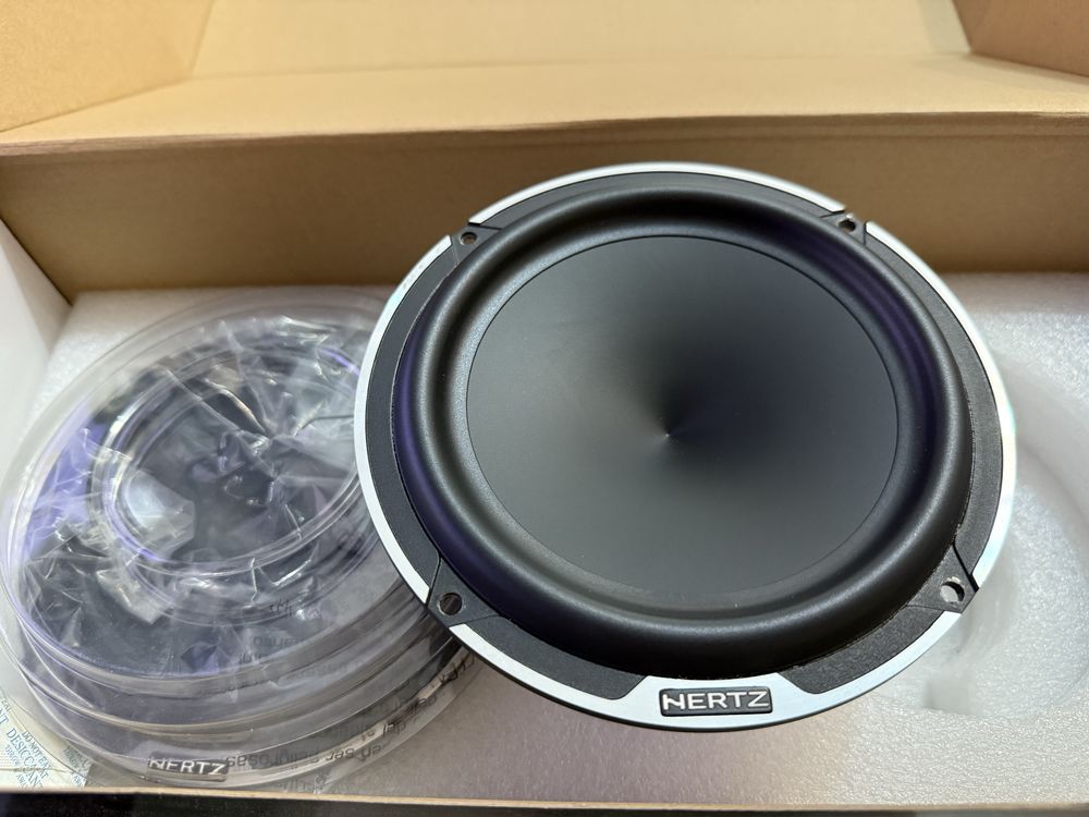 Hertz ML1650.3 6.5” мидбаси