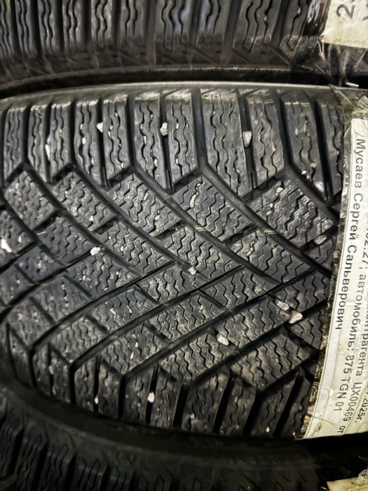 Зимнии автошины на тойота камри 75, 235/45 R 18